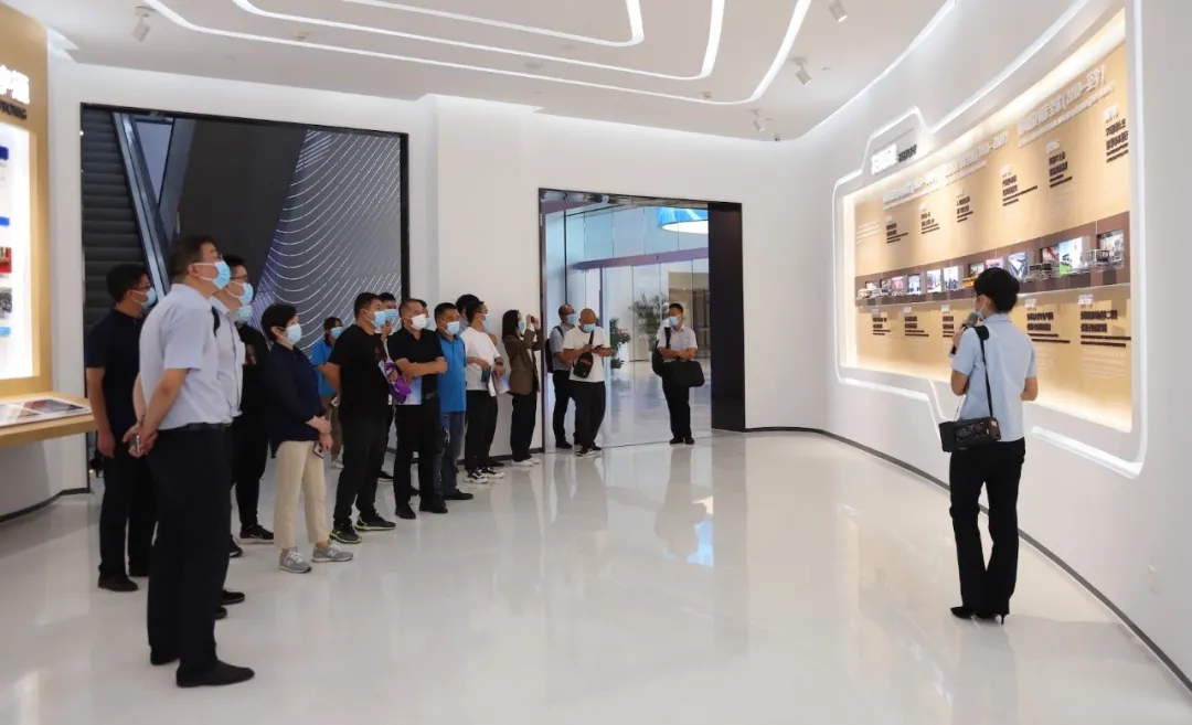 新能源?“心”配送！乐天堂官网新能源物流车品鉴会在郑召开