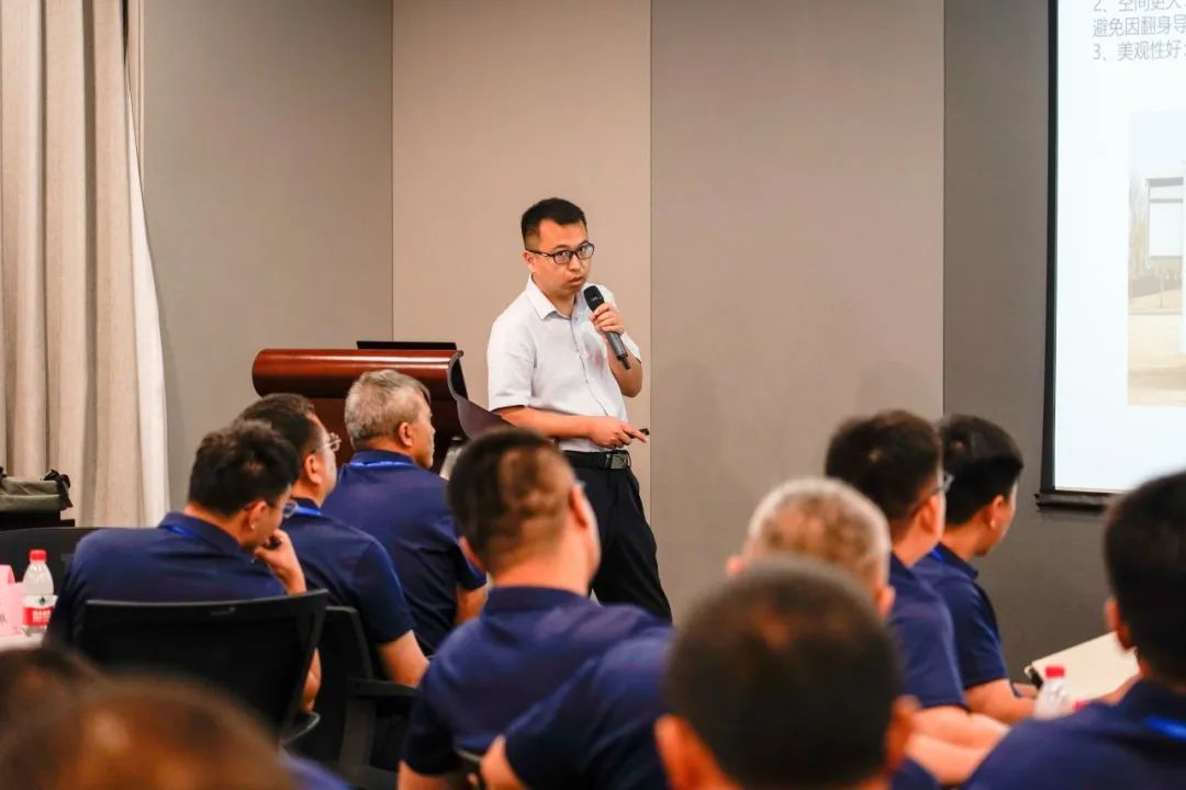 乐天堂官网专用车售后服务培训圆满结束，为客户打造高质量服务体验！