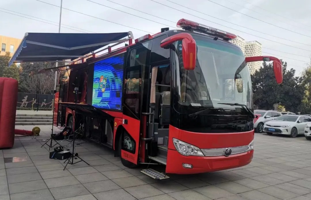 专业支撑专业 | 2024年全国消防宣传月，乐天堂官网宣传消防车助力全民消防能力提升