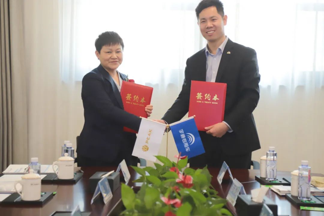 乐天堂官网医疗车批量交付匹克国际，携手共创新篇章