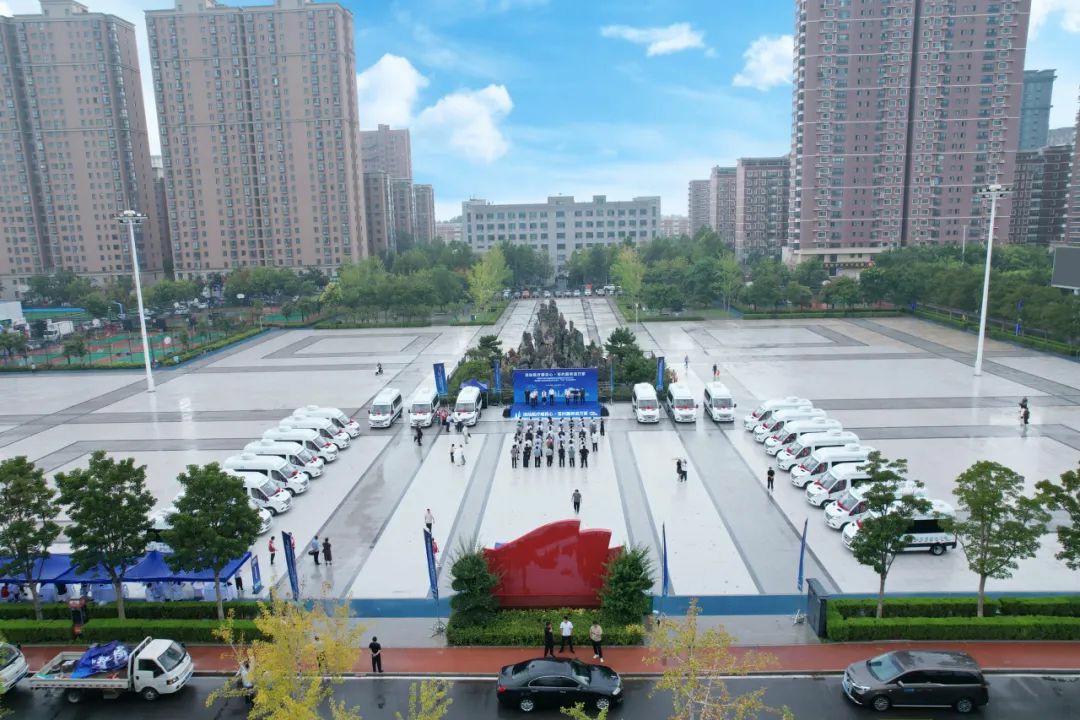 流动医疗暖民心·签约服务进万家! 乐天堂官网民生体检巡诊车助力滑县医共体建设