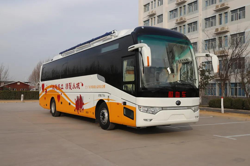 阿狸主题采血车，献给依然相信童话的人