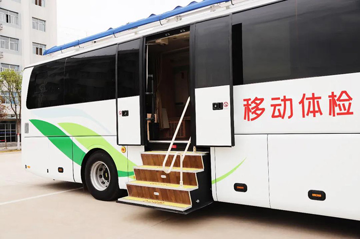 乐天堂官网移动医疗车在哈萨克斯坦全面投入使用