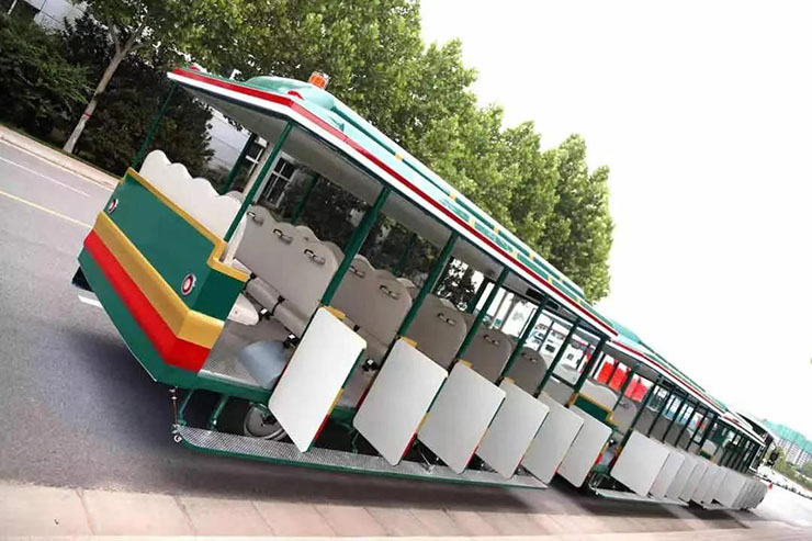 上岗！乐天堂官网纯电动观光小火车入职神农架大九湖景区