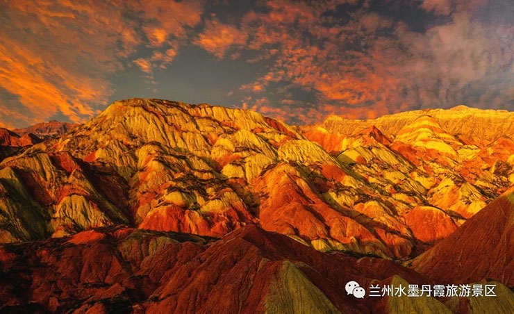 上岗！水墨丹霞乐天堂官网来啦～