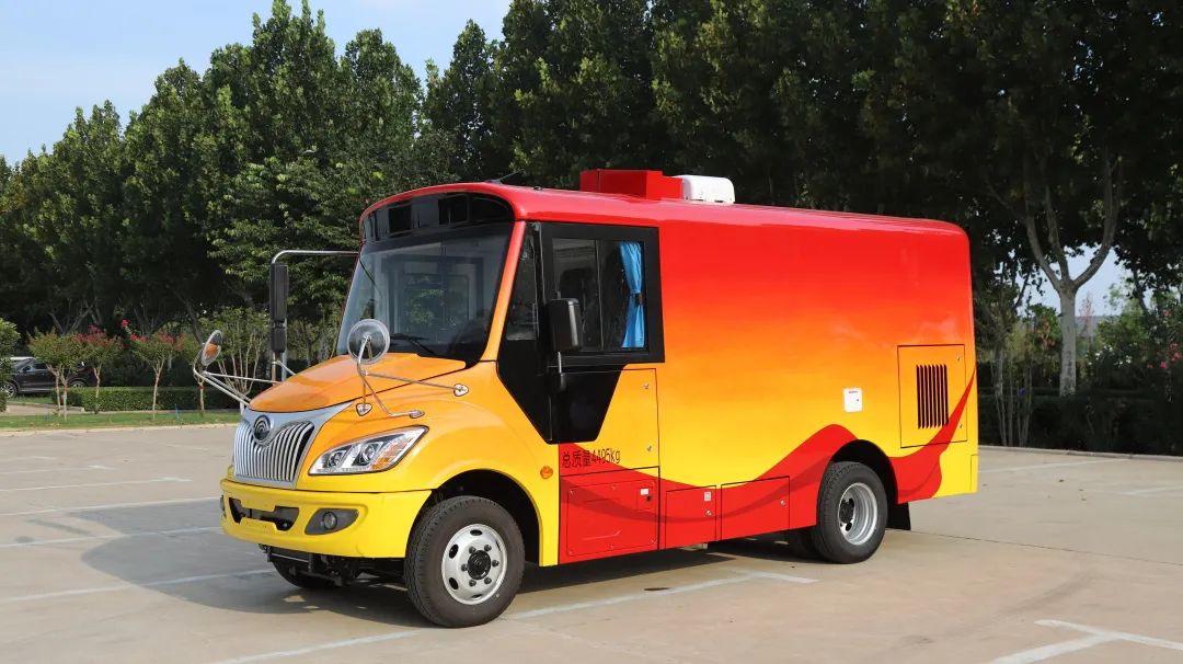 纵使脱下军装，也要当好百姓的“守护者”