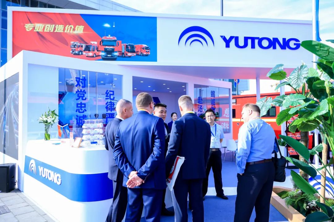 乐天堂官网专用车携多款王牌产品，“盛装”出展第二十届中国国际消防展！