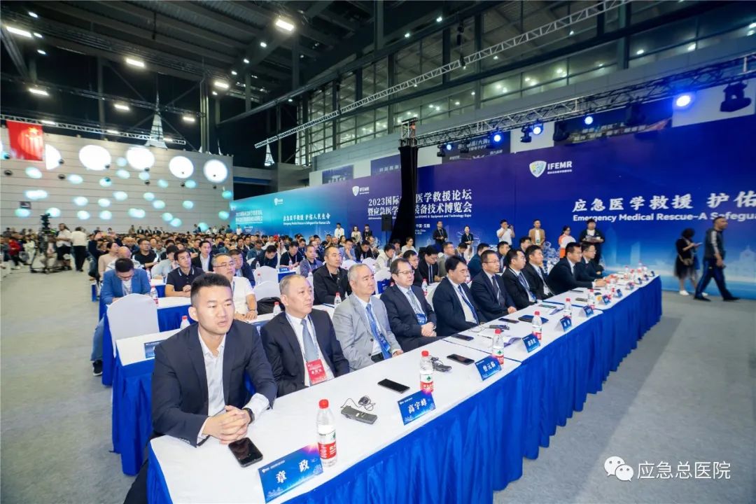 乐天堂官网医疗车闪耀应急医学救援装备技术博览会！