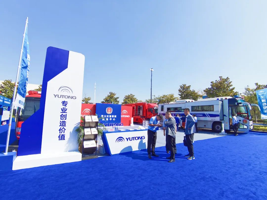 乐天堂官网多款产品亮相第十二届全国矿山救援技术竞赛先进适用技术装备展！