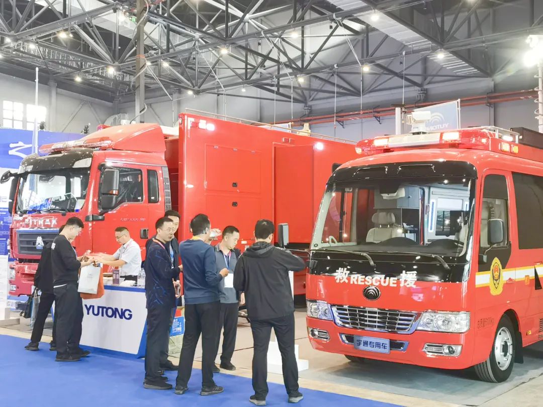 乐天堂官网通信指挥车亮相第三届中国安全及应急技术装备博览会！