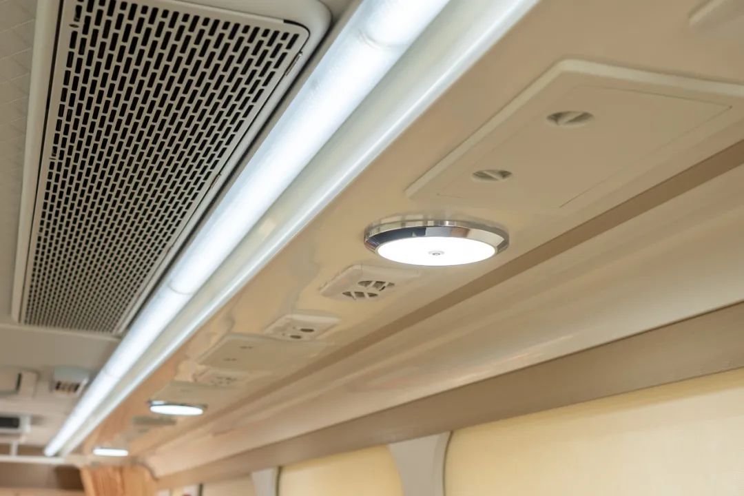 正式投入使用！乐天堂官网12米纯电献血车为铜仁市献血事业护航