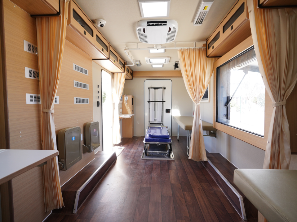 乐天堂官网专用车亮相全球公共安全合作论坛（连云港），为全球普遍安全建设贡献力量