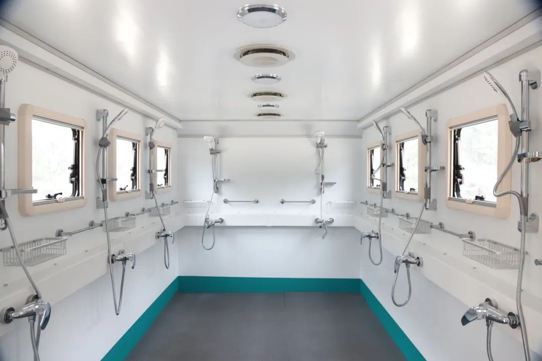 乐天堂官网专用车亮相全球公共安全合作论坛（连云港），为全球普遍安全建设贡献力量