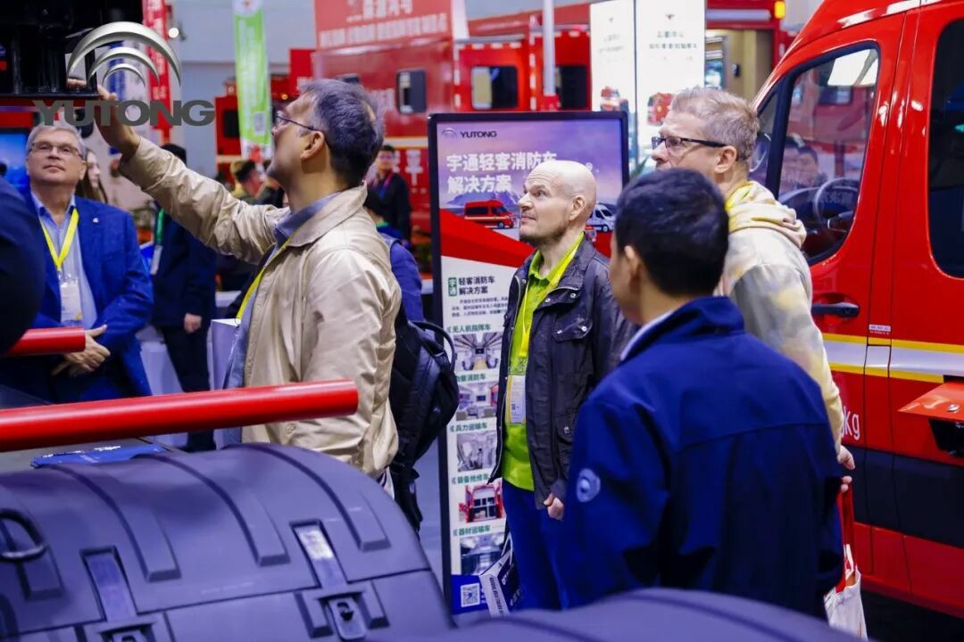 科技赋能实战！乐天堂官网专用车亮相第二十一届国际消防展