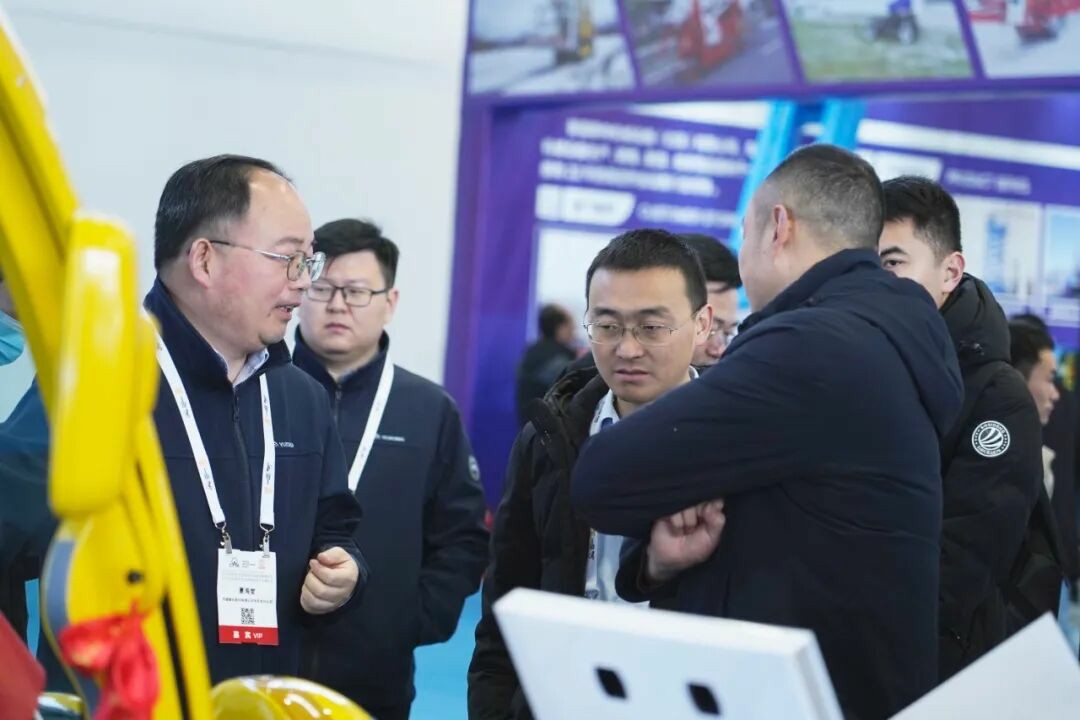 诚邀共赴 | 乐天堂官网专用车与您相约2025 中国(郑州)旅游休闲娱乐产业博览会